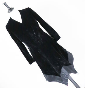 Dossi Black Velvet Long Sleeve Dress - Vintage LBD - 1960s - XXS - UK 6 / 8