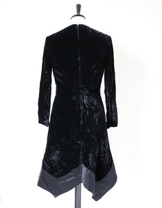 Dossi Black Velvet Long Sleeve Dress - Vintage LBD - 1960s - XXS - UK 6 / 8