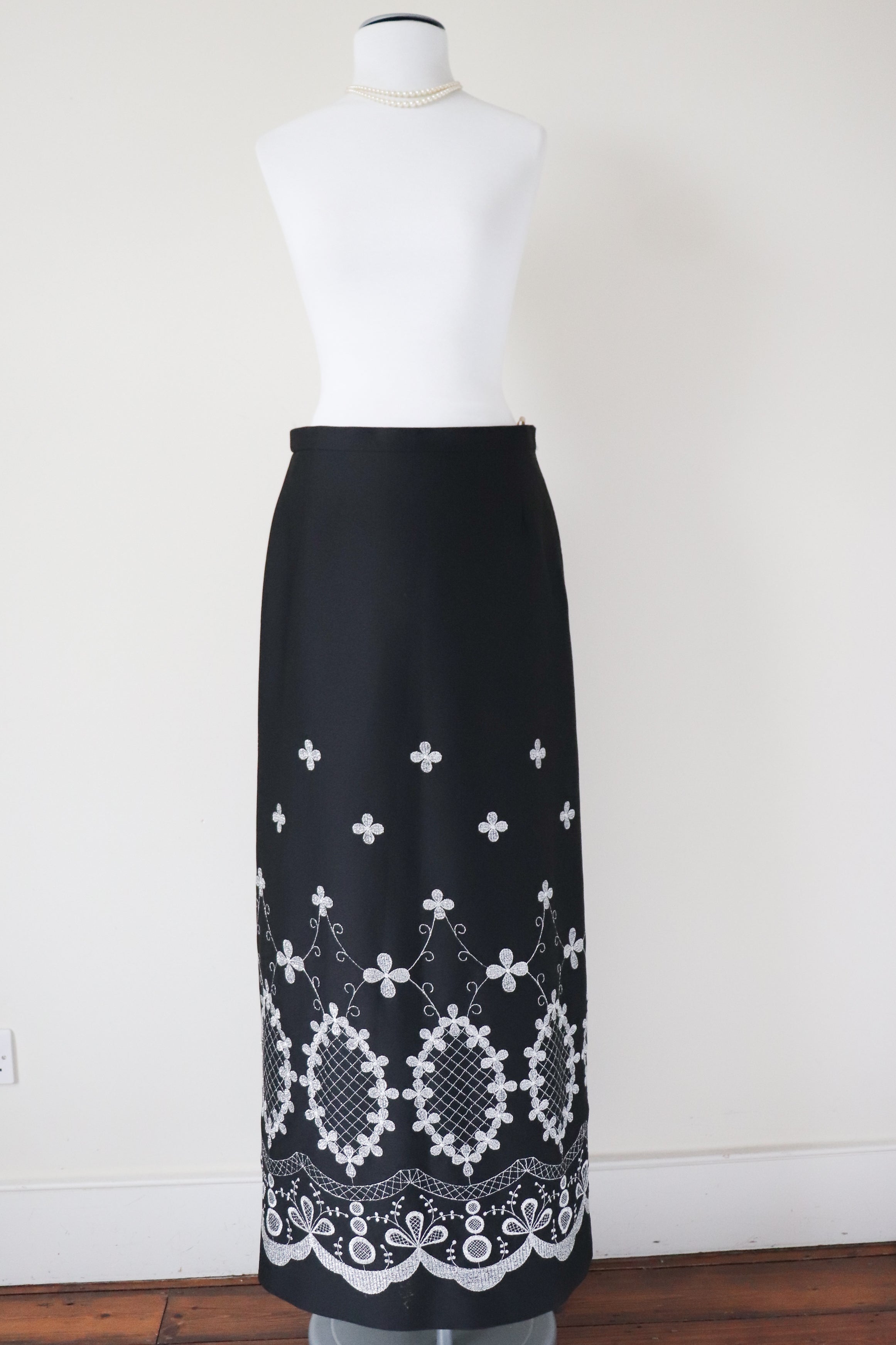 1970s Vintage Maxi Skirt - Black / Silver Embroidery - M / UK 12 Tall