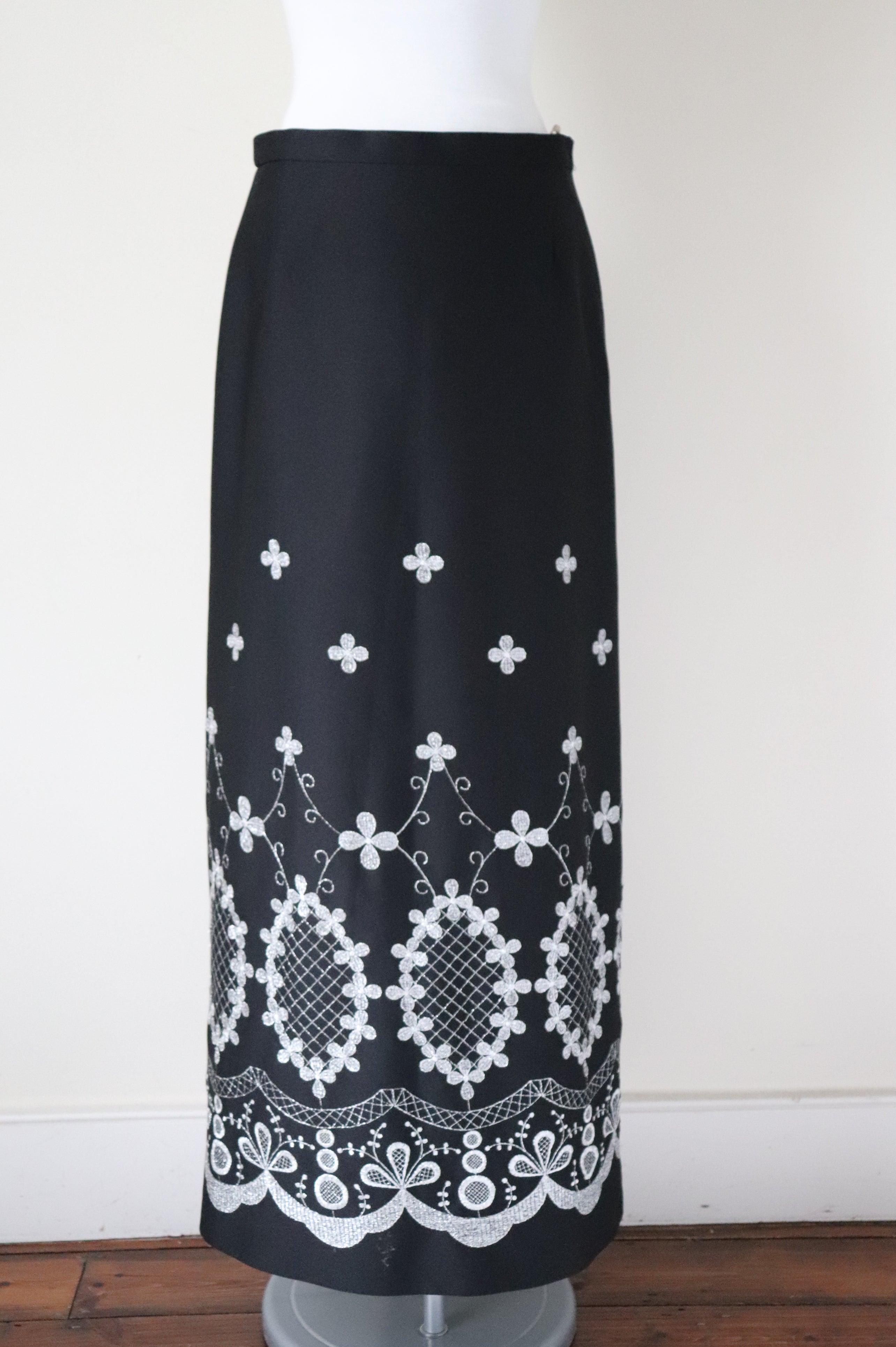 1970s Vintage Maxi Skirt - Black / Silver Embroidery - M / UK 12 Tall