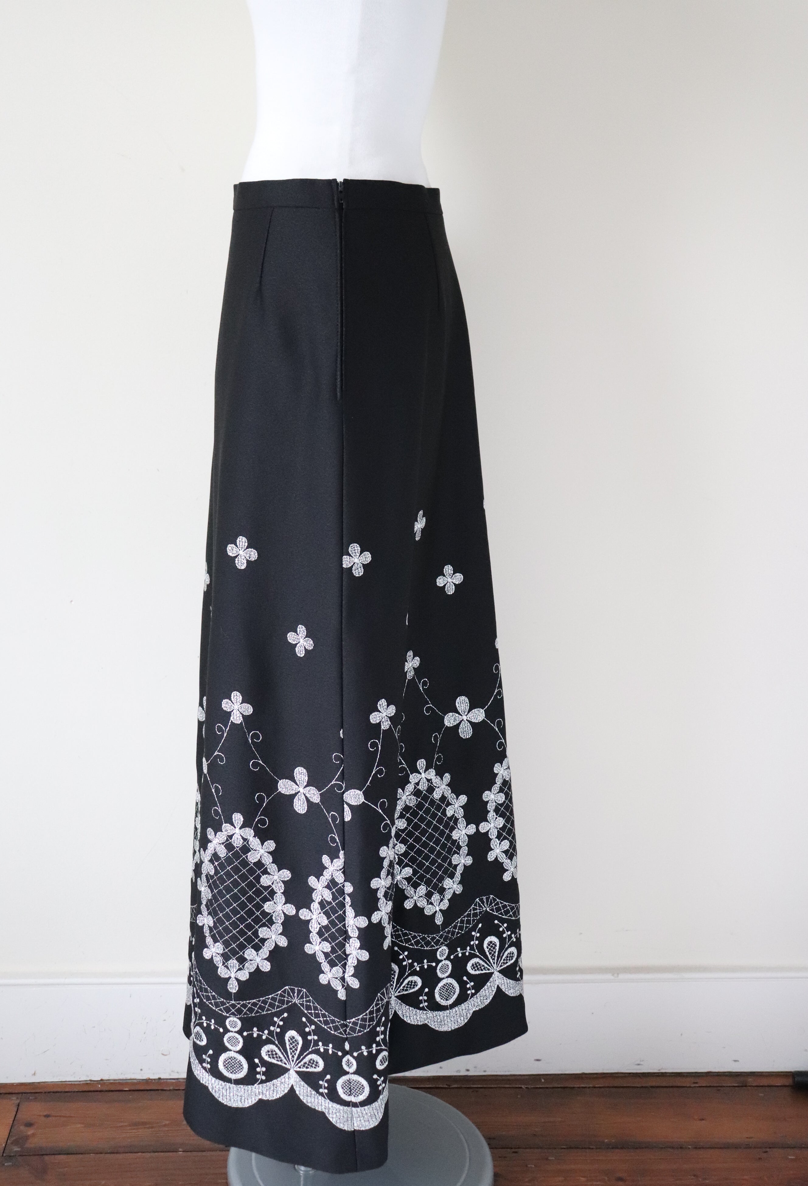 1970s Vintage Maxi Skirt - Black / Silver Embroidery - M / UK 12 Tall