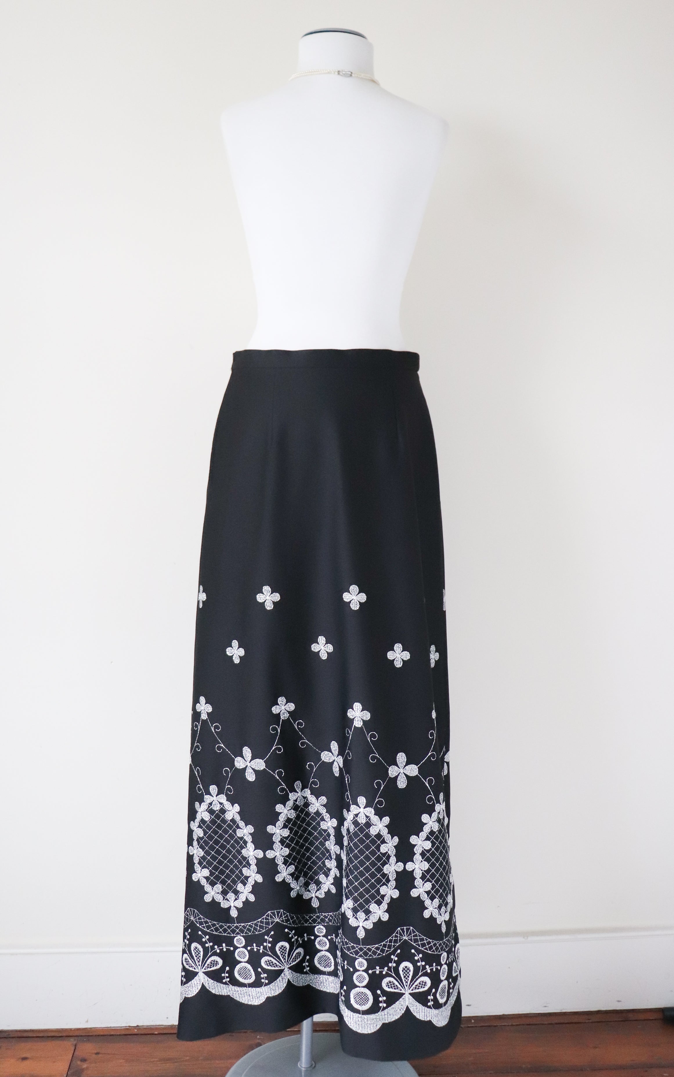 1970s Vintage Maxi Skirt - Black / Silver Embroidery - M / UK 12 Tall