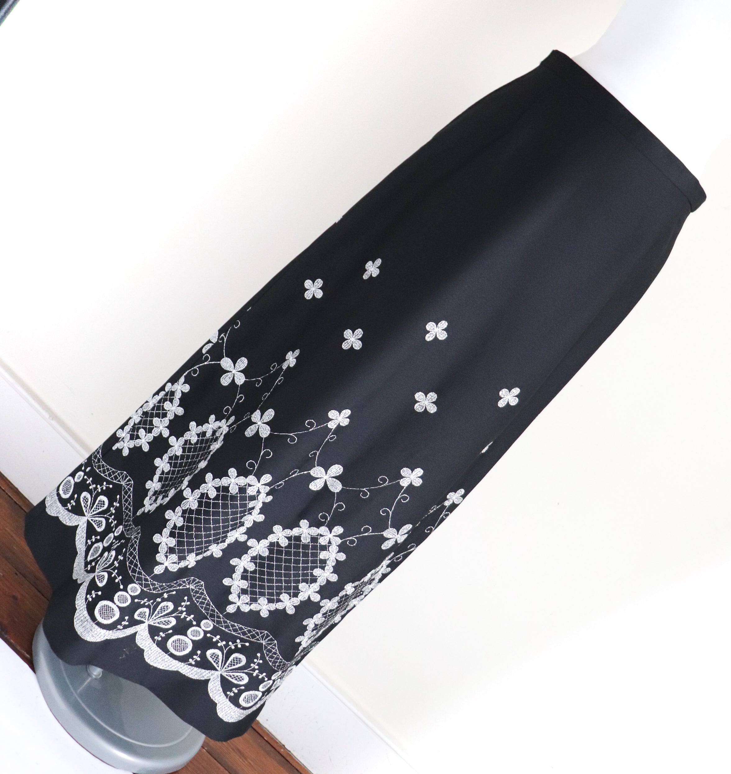 1970s Vintage Maxi Skirt - Black / Silver Embroidery - M / UK 12 Tall