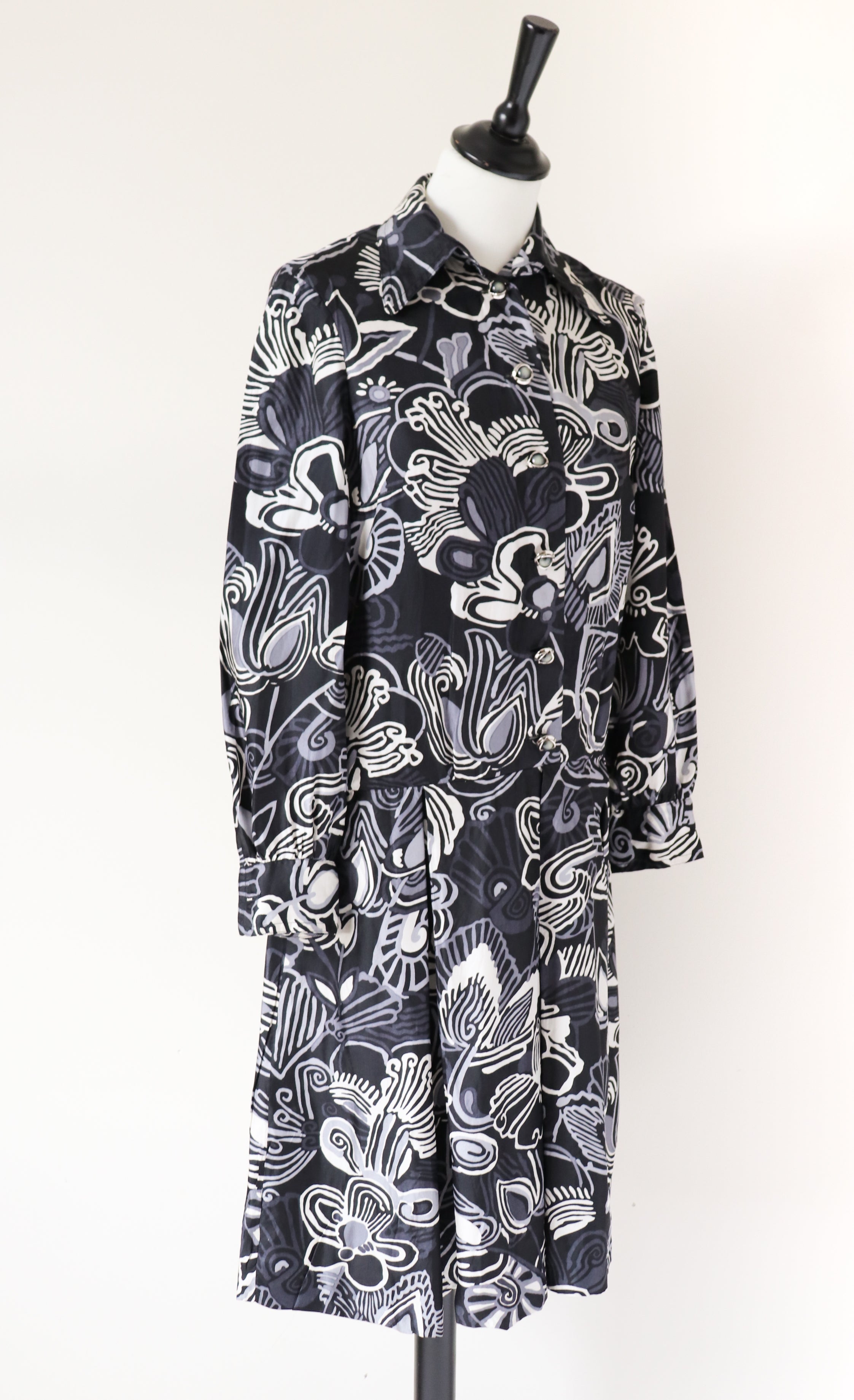 Vintage 1970s Silk Dress - Psychedelic - Black / Cream - Handmade - XS / UK 8