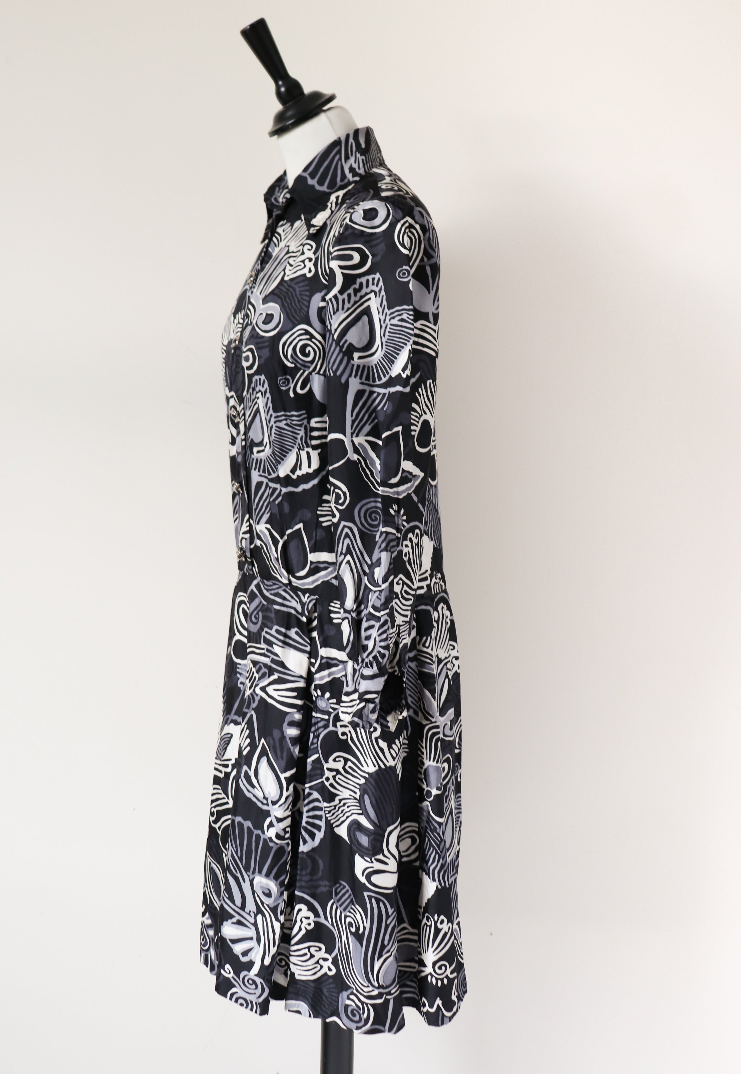 Vintage 1970s Silk Dress - Psychedelic - Black / Cream - Handmade - XS / UK 8