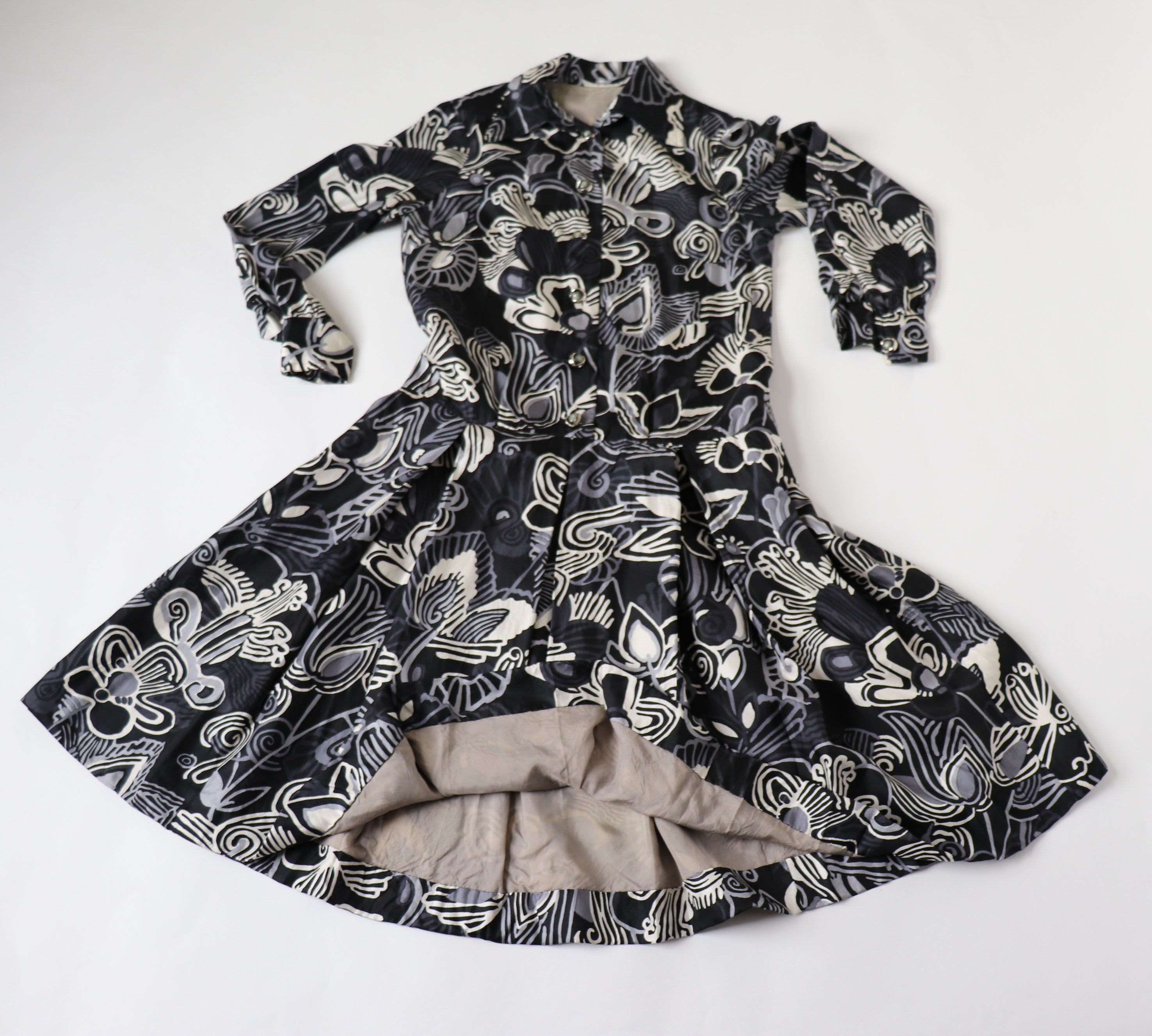 Vintage 1970s Silk Dress - Psychedelic - Black / Cream - Handmade - XS / UK 8
