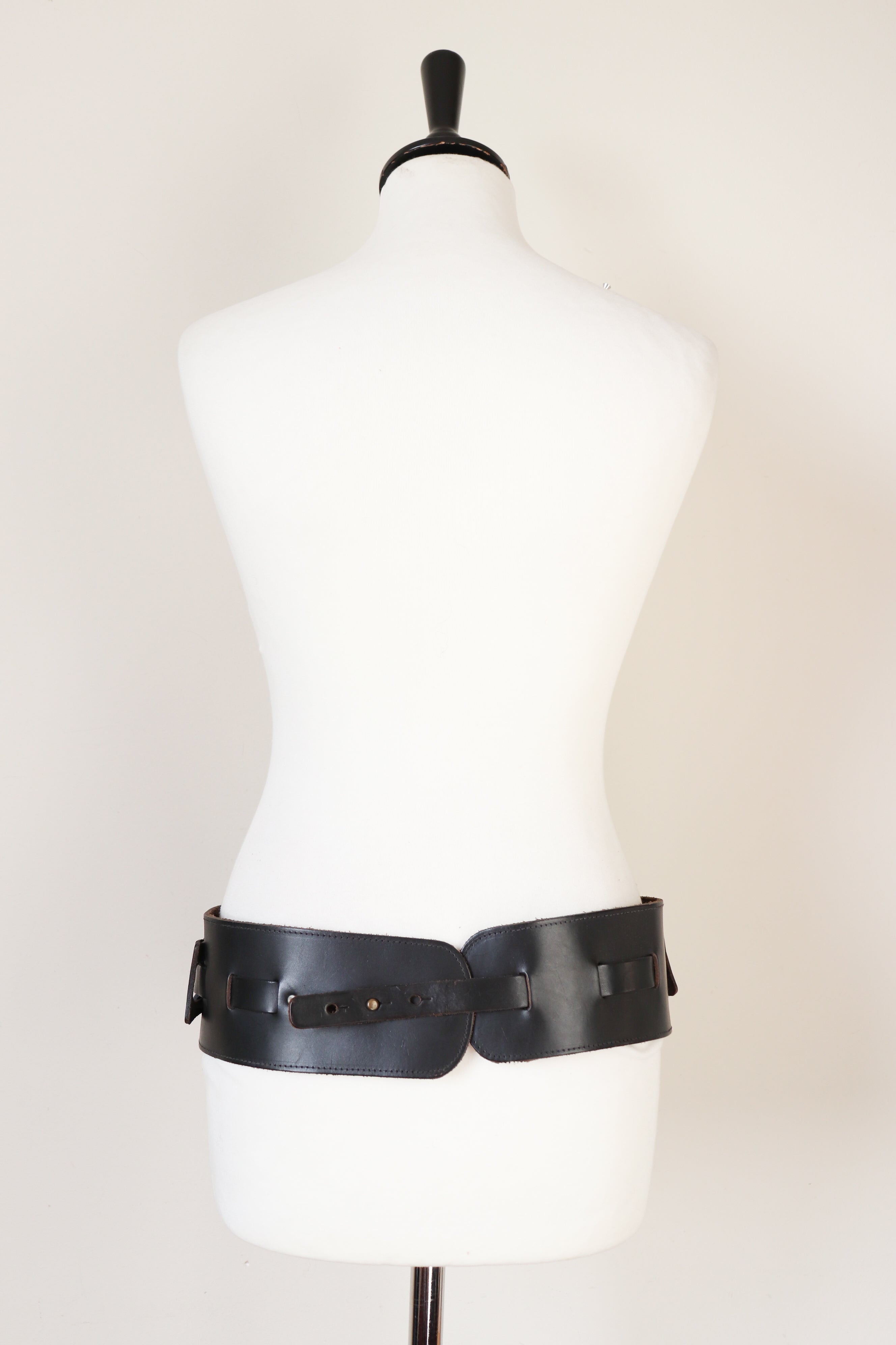 Vintage CORSET / HIPSTER Belt - Wide - Black Leather - Adjustable Medium / Small