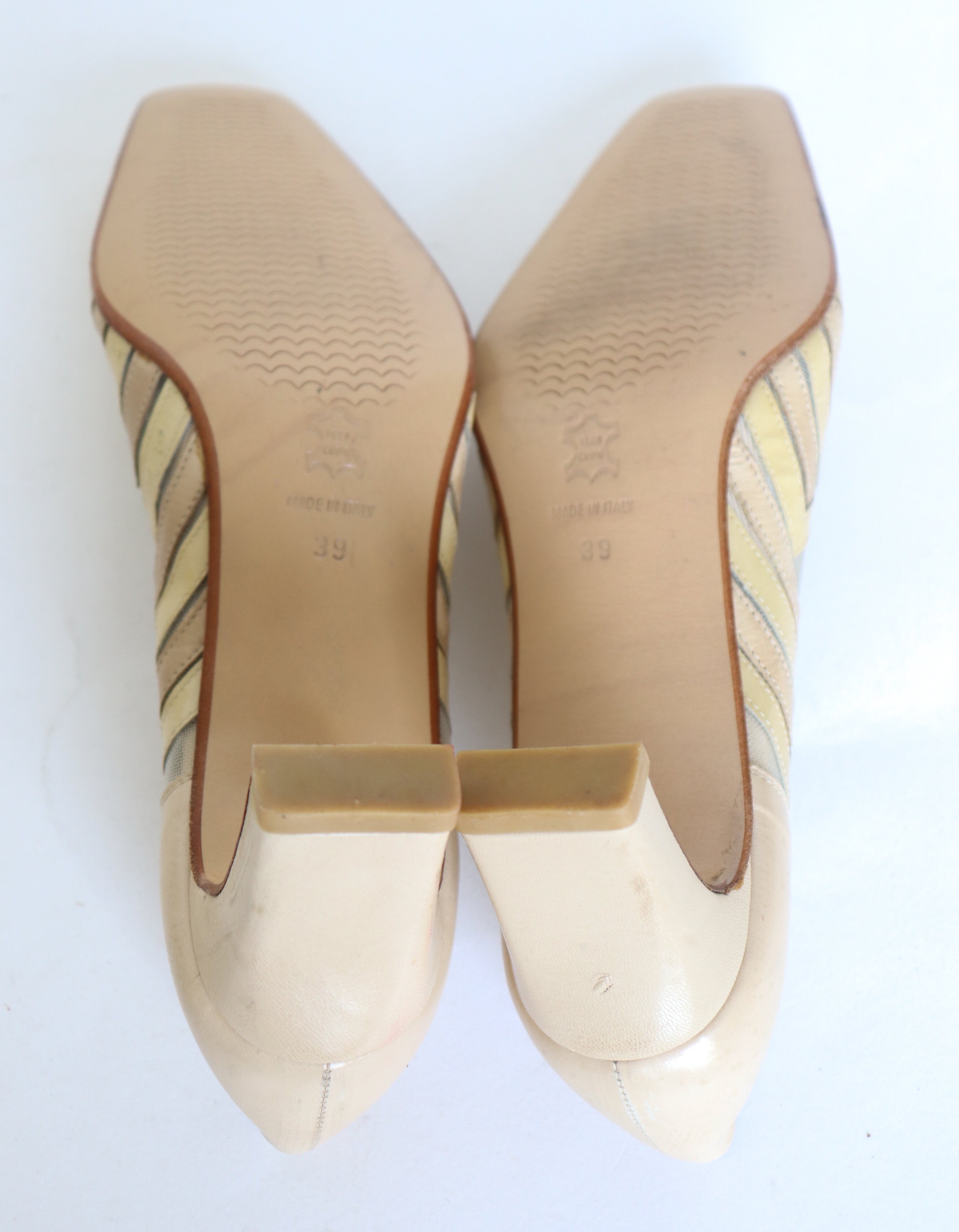 Vintage 80s Leather / Mesh Cream Heel Pumps -  39 / UK 6 (Narrow)