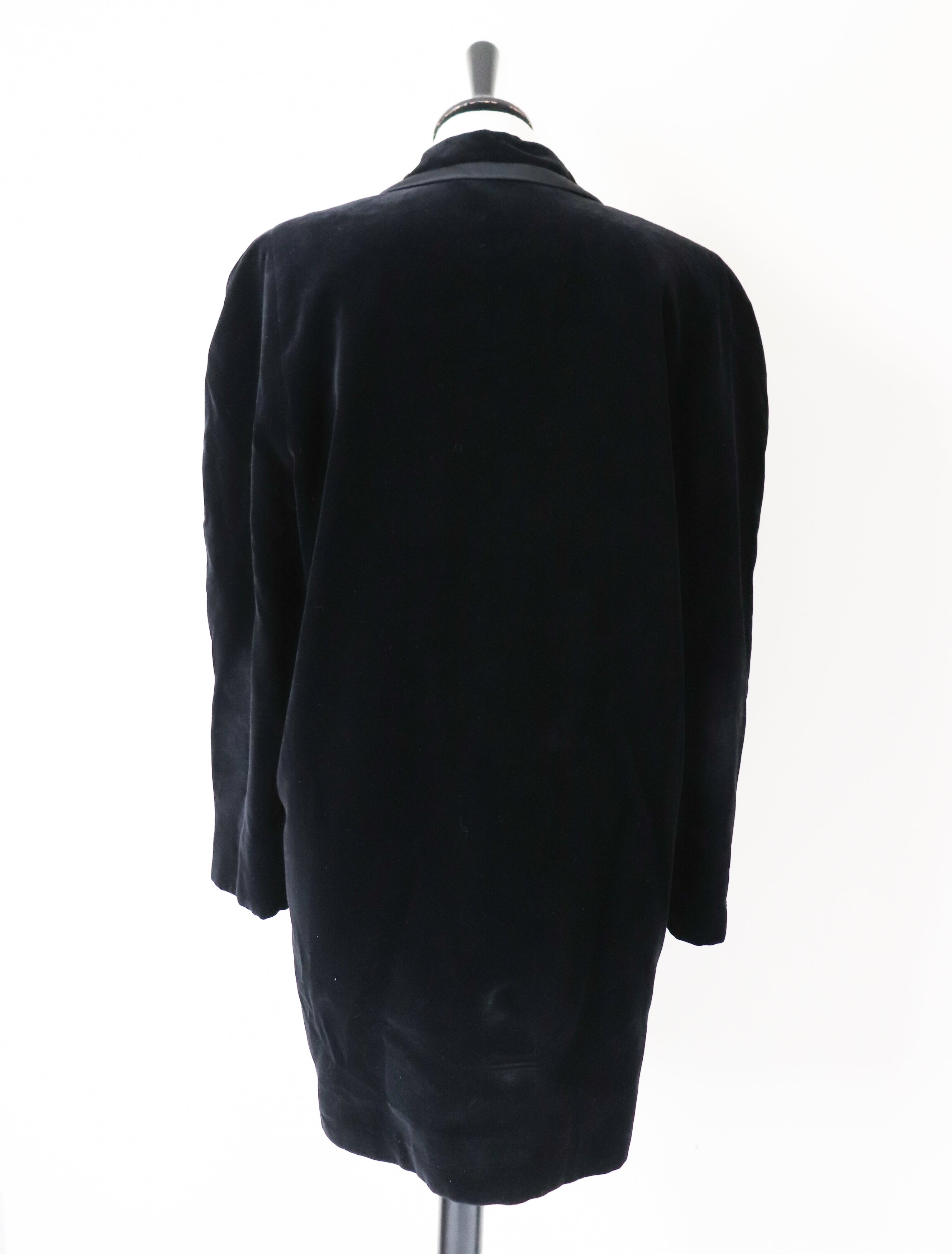 Black Velvet Evening Blazer / Jacket - Oscar Rom Zurich - Vintage - Label 36 - Fit M / UK 12